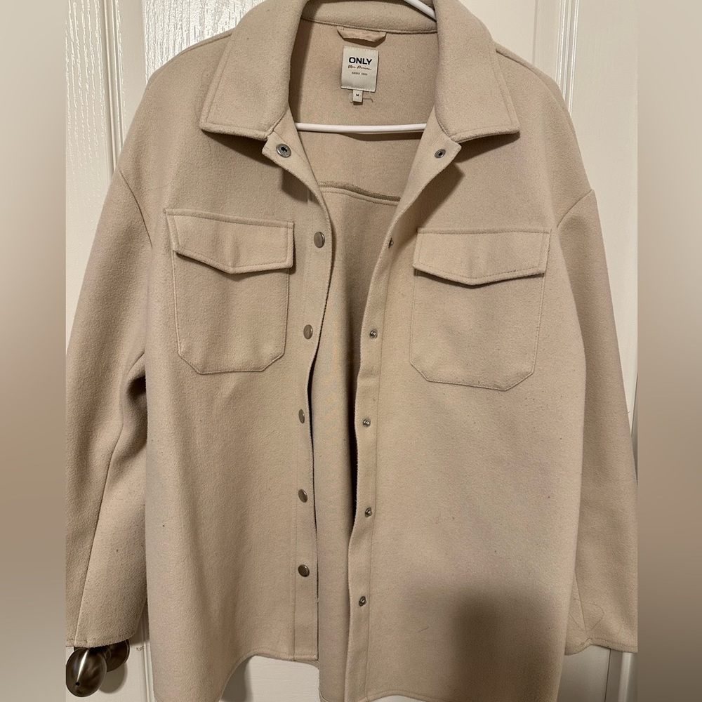 Only brand Shacket, size M